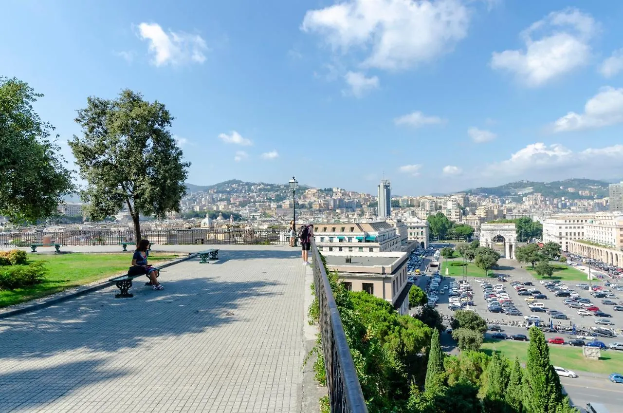 Appartamento Joivy Spacious Family Apt For 4, In Carignano, Genova Italia