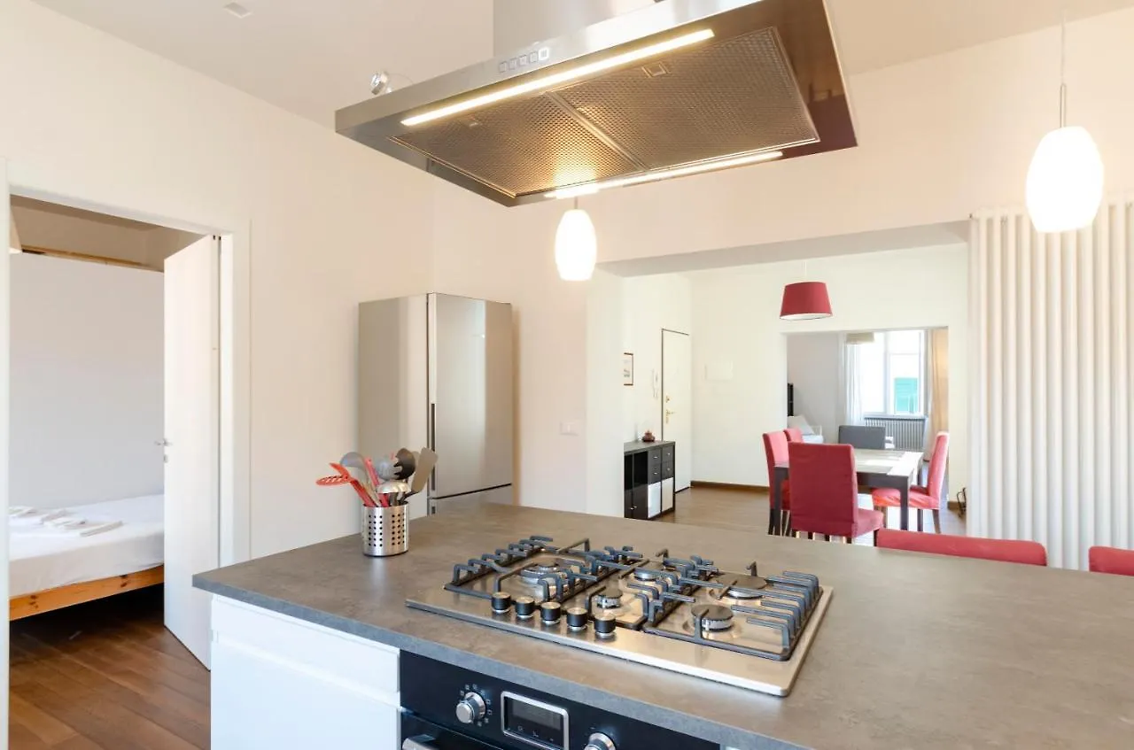 Lägenhet Joivy Spacious Family Apt For 4, In Carignano, Genua